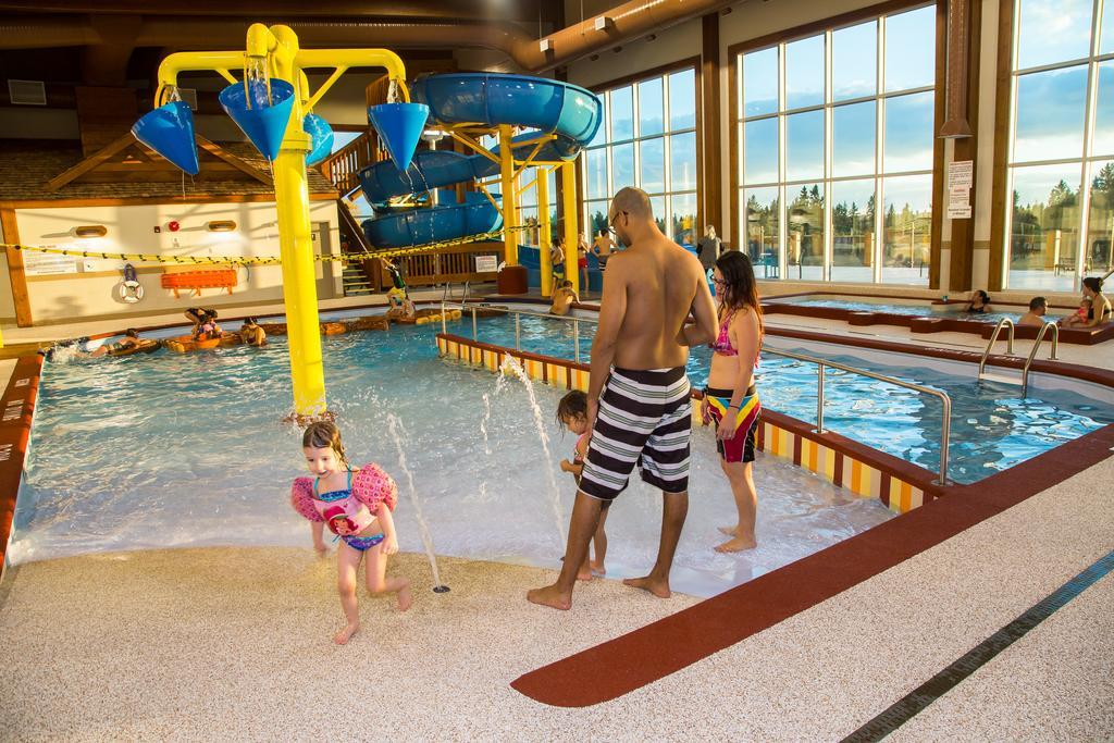 Elkhorn Resort, Spa, And Conference Centre Wasagaming Экстерьер фото