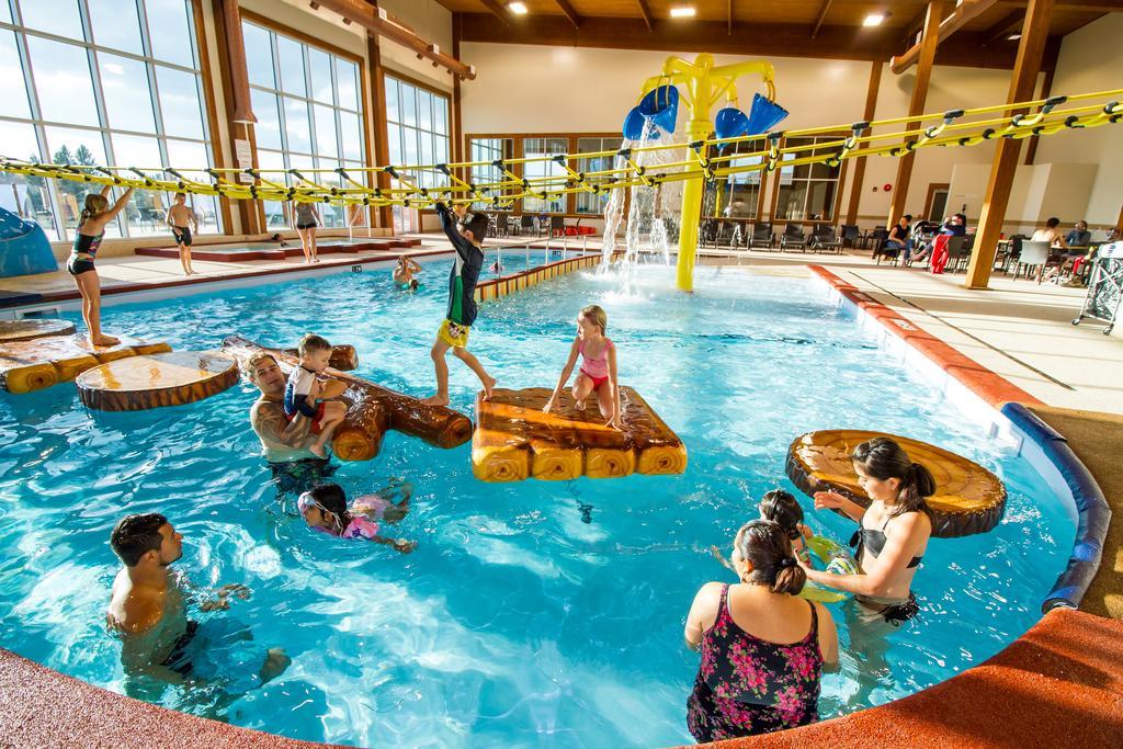 Elkhorn Resort, Spa, And Conference Centre Wasagaming Экстерьер фото