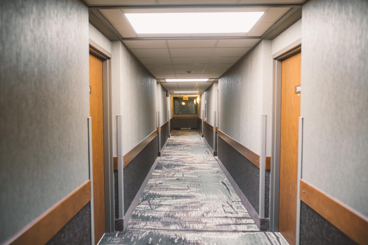 Elkhorn Resort, Spa, And Conference Centre Wasagaming Экстерьер фото