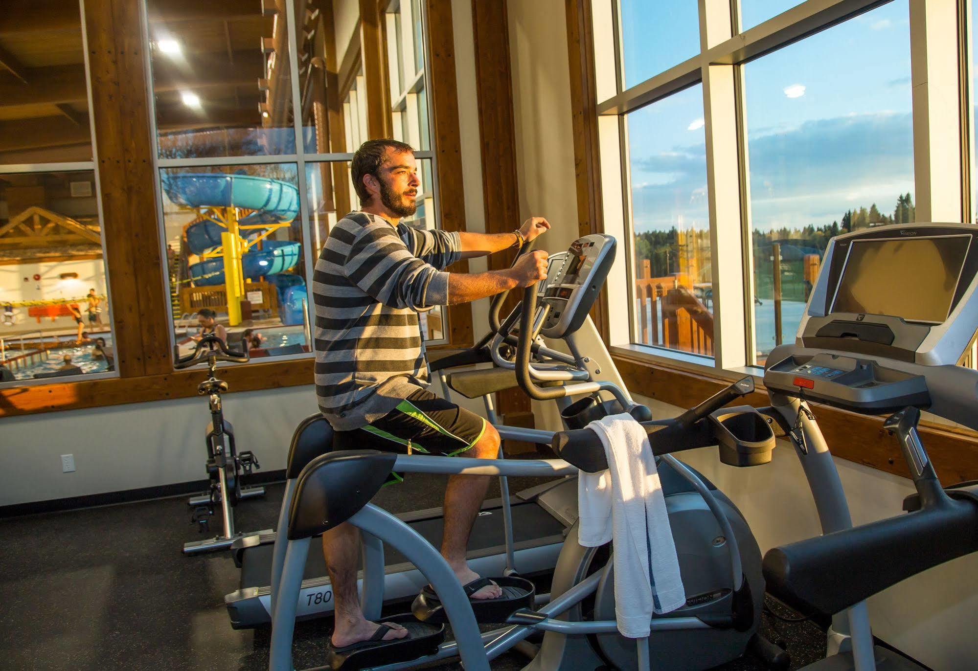 Elkhorn Resort, Spa, And Conference Centre Wasagaming Экстерьер фото